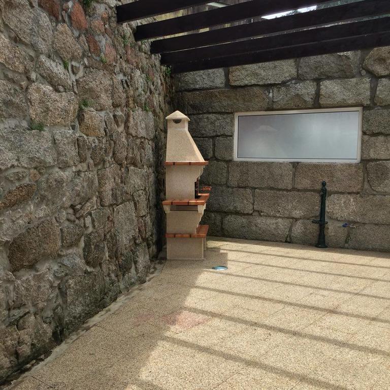 Geresiana Apartamentos Exterior photo